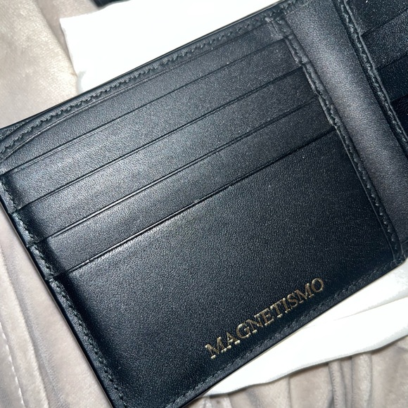 GUCCI SEGA WALLET - Picture 2 of 4